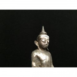 Silberner Buddha 10