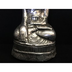 Silberner Buddha 11