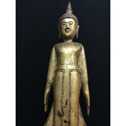 Holz-Buddha 136
