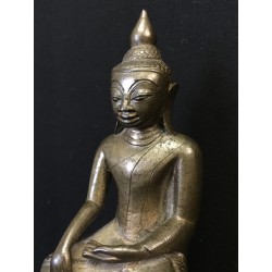 Bronze Buddha 186