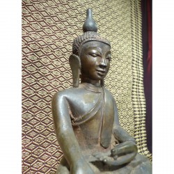 Bronze Buddha 212