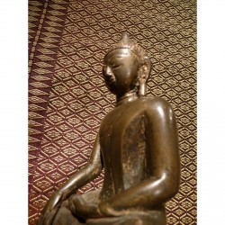 Bronze Buddha 68