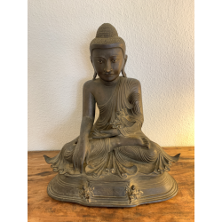 Bronze Buddha 332