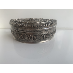 Halv måne dåse nr. 62