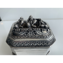 Silver box no. 65