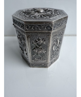 Chinesische Silberbox, Nr. 131