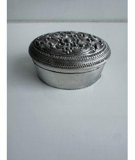 Silver box no. 180
