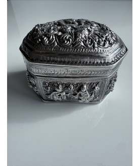 Silver Box no. 182