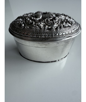Silver box no. 195