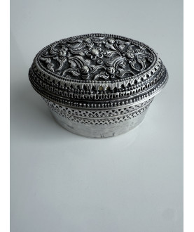 Silver box no. 194