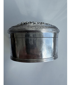 Silver box no. 198