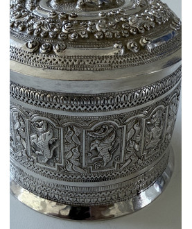 Silver box no. 212