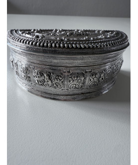 Half moon box no. 235