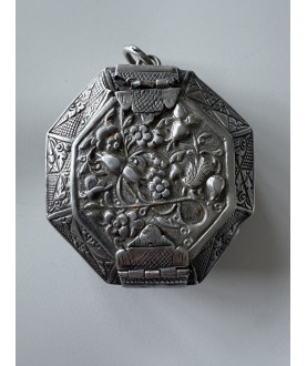 Silver container no. 251