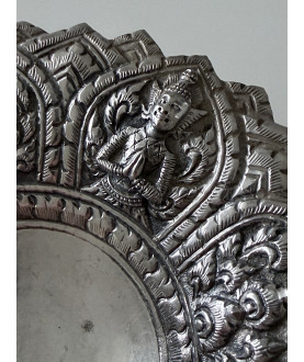 Silver stand no. 258